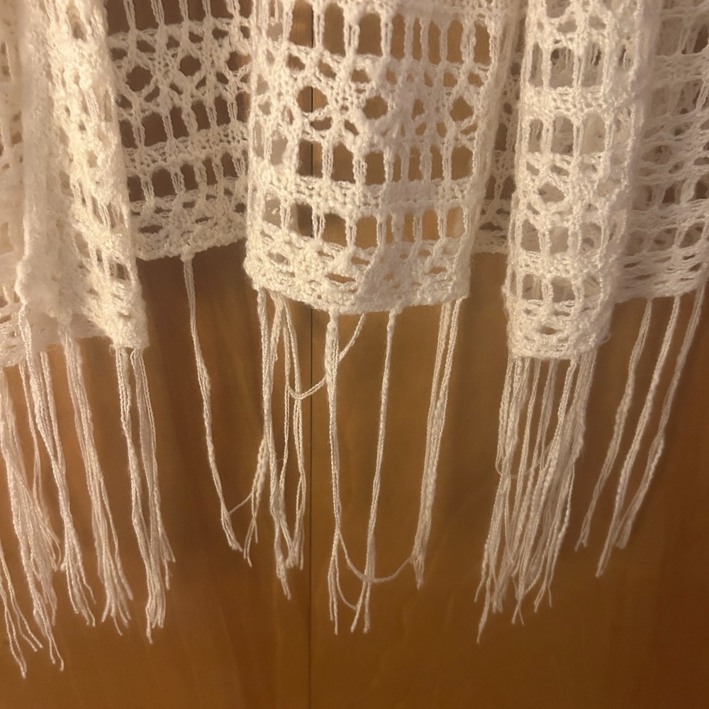 Sleeveless Cardigan Vest Size M Open Knit Crochet Fringe Cream Cottagecore Boho - Picture 5 of 6